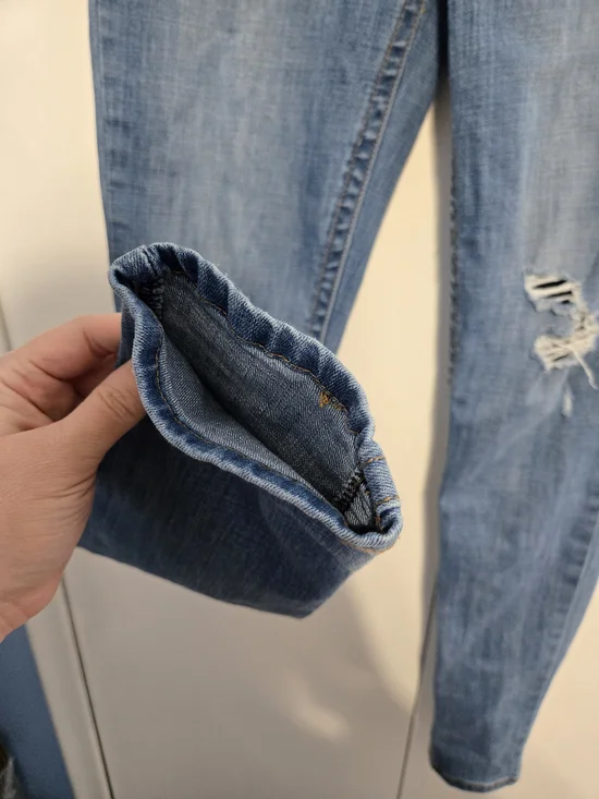 Seven7 Skinny Jeans Size 10 Medium Wash Distressed Stretch Denim High Rise - Picture 3 of 9